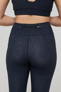 Conjunto Deportivo de Yoga para Mujer al por Mayor, Personalizado, Sublimado, Sujetador Deportivo y Leggings, Transpirable, Sin Costuras - Product Image 5