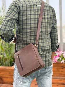 Nouveau fait à la main en cuir véritable sac à bandoulière en cuir véritable sac à main décontracté bandoulière multi utilisations bureau en gros de haute qualité unisexe sac - Product Image 3