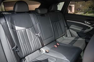 AUDI E-TRON QUATTRO CHRONOS EDITION 2022 IMPECABLE, LISTO PARA ENVIAR - Product Image 5