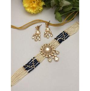 Conjunto de Gargantilla y Aretes de Piedras Kundan Chapadas en Oro de Primera Calidad para Mujer, Colección para Bodas y Fiestas - Product Image 1