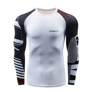 Venta al por mayor Hombres Rash Guard Ligero Bajo Moq Cantidad a granel disponible Precio bajo Hombres Rash Guard - Product Image 1