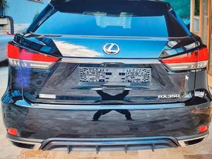 รถยนต์ Lexus RX350 ปี 2022 สภาพดี รุ่น LE XUS 2.5L V6 TURBO SPORT 286 แรงม้า ระยะทาง 62300 กม. 6 สูบ 5 ที่นั่ง เกียร์อัตโนมัติ 10 สปีด - Product Image 5