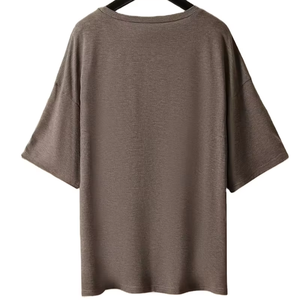 T-shirt femme à la mode et populaire mettant en vedette l'individualité et la collection de manches courtes imprimées à la mode du Bangladesh - Product Image 2