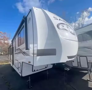 Autocaravana/Remolque de Viaje Forest River Sabre 33R-L-P 2025 2024 2026 - Product Image 6