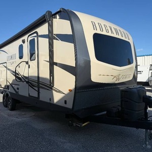 F-o-r-e-s-t Ri-v-e-r Ro-c-k-w-o-o-d Ultra Lite 2614BS d'occasion 2022 - Product Image 1