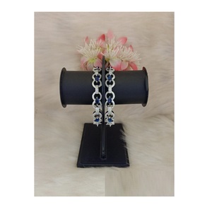 Fournisseur indien Superbe AD Bangle Jewelry Collection de costumes à la mode Parfait pour les voyages Porter des designs élégants à un prix abordable - Product Image 1