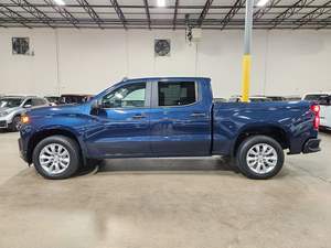 Chevrolet Silverado 1500 LTD Custom 2022 - Product Image 4