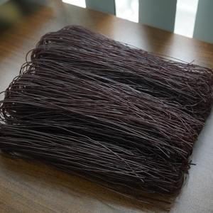 Nouilles de riz brun séchées saines - Traditionnelles de Nam Dinh, faites à la main - Fines, douces et résistantes - Haute qualité - Prise en charge OEM/ODM - Product Image 5