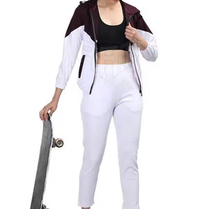 Ensemble de survêtement de fitness pour femmes, deux pièces, vêtements de sport, tenue de gym, tenue de course, survêtement d'entraînement pour femmes - Product Image 4