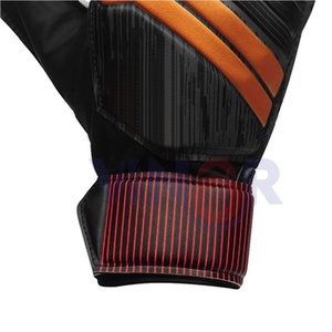 Guantes de Portero de Fútbol Profesionales de Alta Calidad, Transpirables, con Protección Completa, Hechos de Cuero, Producto OEM - Product Image 2