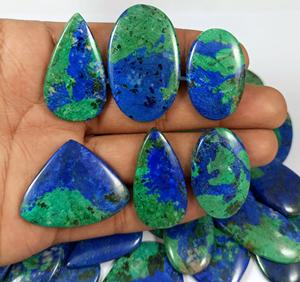 Piedra preciosa de azurita natural, Parte posterior plana lisa, forma de mezcla pulida, azurita cabujón de, tamaño personalizado para hacer joyas - Product Image 5