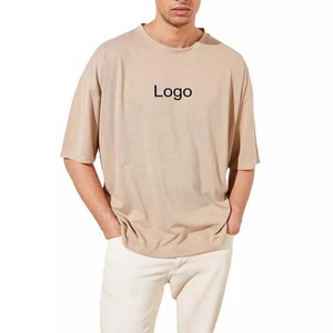 T-shirts pour hommes imprimés avec broderie sur mesure OEM Conception de logo personnalisé Col haut Qualité supérieure Vêtements d'été surdimensionnés T-shirts en coton - Product Image 3