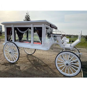 Calèche tirée par des chevaux de style victorien à vendre finition blanche fabricant de calèches dessinées par des chevaux victoriens royaux - Product Image 3