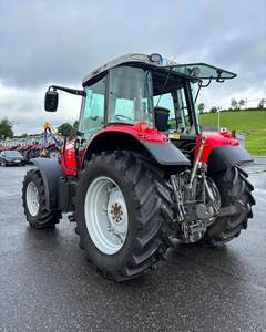 Máquinas agrícolas seminuevas Massey Ferguson, tractores de oruga y ruedas usados reconocidos por su fiabilidad - Product Image 3