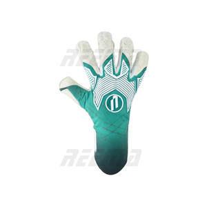 Guantes de portero de cuarzo personalizados Crystal, con protección extra en los dedos, tela suave y cuerpo de tela, hechos en Pakistán, de alta calidad. - Product Image 2