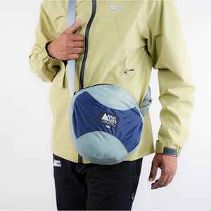 Ensemble de vêtements d'extérieur Navigate pour hommes Imperméable élégant pour une navigation facile - Product Image 6