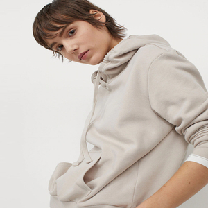 เสื้อฮู้ดขนแกะผู้หญิงไซส์ใหญ่พิเศษเสื้อสเวตเชิ้ตลำลองแฟชั่นแนวสตรีทพิมพ์โลโก้ได้ตามต้องการสำหรับฤดูหนาว - Product Image 6