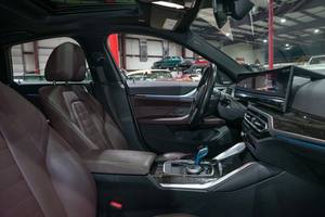 BMW i4 Gran Coupé 2023, transmission automatique, 6 cylindres, parmi les plus demandées - Product Image 4