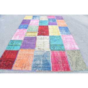 Grand tapis turc vintage 6,7x9,4 pi (203x287 cm), tapis patchwork à carreaux rouges - Product Image 1