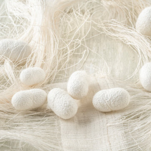 Hilo de seda para tejer, venta al por mayor, seda cruda, tejido, pluma, textura ligera, embalaje personalizado del fabricante de Vietnam - Product Image 2