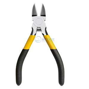 Cortadores laterales de acero al carbono de 6,5 pulgadas cortadores de alambre con resorte Ultra para fabricación de joyas alicates de corte al ras - Product Image 1