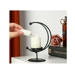 เชิงเทียนโคมไฟโลหะทำด้วยมือสุดหรูเหมาะสำหรับงานแต่งงานงานเลี้ยงในโอกาสเทศกาลและการตกแต่งบ้านที่หรูหรา - Product Image 2