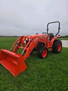 Tracteurs à roues Kubota L3901 et L3301 40 HP à vendre Modèles d'occasion avec composants de base Moteur Moteur Pompe à engrenages Boîte de vitesses - Product Image 4