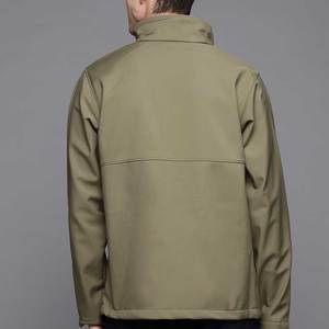 Veste Softshell imperméable de haute qualité Service OEM Logo personnalisé Veste Softshell pour hommes à bas prix - Product Image 3
