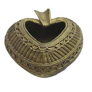 Cendrier Cendrier En Laiton Matériau Design Avec Finition Antique En Forme De Coeur Attrape-Cendres Pour Vaisselle Cendrier - Product Image 1