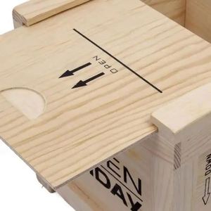 Boîte à <span class=keywords><strong>montre</strong></span> magnétique en verre brillant durable et protectrice avec écran intégré et coussin pour montres <span class=keywords><strong>Casio</strong></span> de luxe - Product Image 6