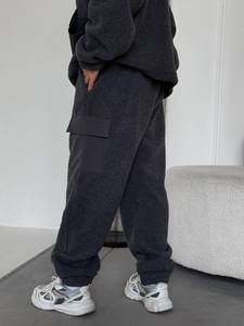 Conjunto Deportivo Exclusivo para Hombre, Edición Limitada - Product Image 2