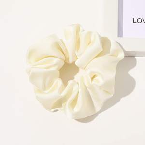 Soft Custom Logo Elasticated 100% <b>Silk</b> <b>Hair</b> Ties <b>Hair</b> Accessories for Women OEM <b>Scrunchy</b> <b>Hair</b> Tie Made in Vietnam - Product Image 2