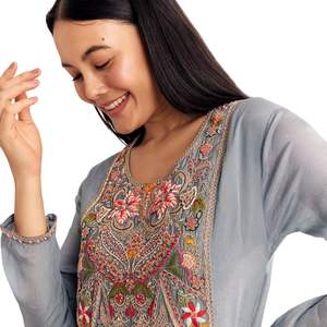 Costume gris Chinon Zardosi Kurta Palazzo vente en gros de vêtements ethniques pour femmes fournisseur d'usine OEM costume de fête personnalisé avec Dupatta - Product Image 4