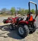 Nouveau tracteur agricole Massey Ferguson 1E.35H 70 CV 4 roues motrices à transmission par engrenages avec pompe et boîte de vitesses - Haute productivité - Product Image 2