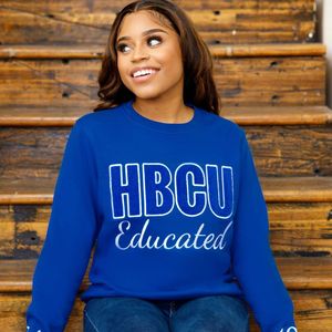 HBCU Zeta, sudadera de chenilla educada, bordado azul real y blanco, mezcla de algodón personalizada, hermandad griega, Divine Nine Apparel - Product Image 3