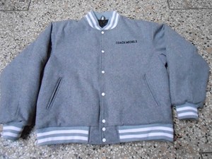 Chaqueta de lana Varsity de alta calidad para hombre, letras de béisbol hechas a medida con logotipo personalizado bordado, Chenille Technics - Product Image 3