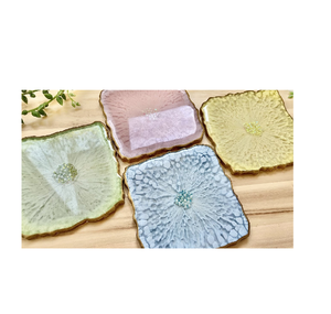 Dessous de verre élégants en résine avec motifs floraux pour la décoration du printemps et de l'été Produits d'artisanat naturels - Product Image 3