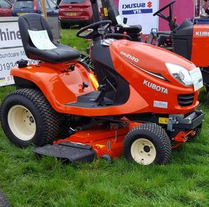 Tondeuse à gazon Kubota abordable, faible entretien, pour jardin, ferme, aménagement paysager. - Product Image 3