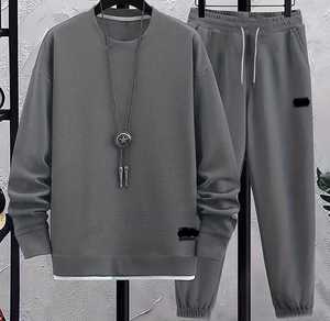Conjunto Deportivo de Hombre de Alta Calidad, Sudadera con Capucha y Pantalones Deportivos, Corte Regular, Forrado, 100% Algodón Lavado - Product Image 2