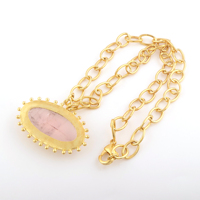 Collier pendentif ovale en quartz rose naturel de grande taille, chaîne à maillons ovales plaquée or 18 carats, collier pendentif artisanal perlé de créateur