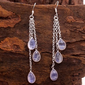 ต่างหูห้อยพลอยมูนสโตนสีฟ้า สำหรับผู้หญิง เงินแท้ 925 เครื่องประดับงานแต่งงาน ดีไซน์ทันสมัย - Product Image 2