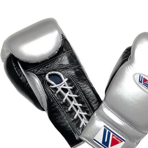 ถุงมือชกมวยแบบผูกเชือก Winning สีเงิน-ดำ หนังแท้ สำหรับฝึกซ้อมและแข่งขันมืออาชีพ ใช้ในโรงยิม ขนาด 8oz 10oz 12oz - Product Image 2