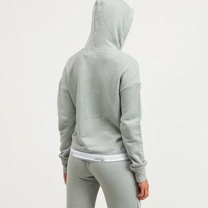 Conjunto Deportivo de Invierno con Logotipo Personalizado, Top Corto, Sudadera de Manga Larga con Pantalones Jogger, Felpa Gruesa de Algodón para Mujer - Product Image 2