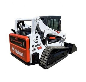 Cargadora de orugas compacta Bobcat T595 con informe de inspección completo y baja presión sobre el suelo. - Product Image 4