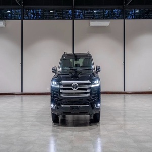 SUV diesel 8 places le plus vendu en 2022, R19, conduite à droite, intérieur cuir foncé - Product Image 3