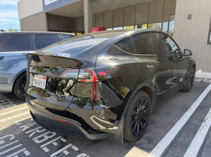 7SAYGAEE7PF854037 2023 รถยนต์ SUV ไฟฟ้า ขับเคลื่อนสี่ล้อ สำหรับอุตสาหกรรม OEM แบตเตอรี่ลิเธียม 75 กิโลวัตต์ชั่วโมง 384 แรงม้า แรงบิด 510 นิวตันเมตร 400 โวลต์ ความเร็วสูงสุด 217 กิโลเมตรต่อชั่วโมง ระยะทางวิ่งไกล - Product Image 3