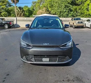 Kia EV6 2024 en parfait état - Product Image 1