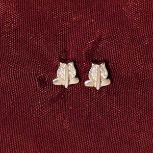 NOVAMART Fine Zarkan Love Rose Pure <b>Silver</b> <b>Stud</b> <b>Earrings</b> Trendy Heart Geometric Design Gold Featuring Pearls Diamonds for Weddin - Product Image 2