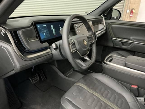 2025 Ri VI an R1 S Adventure Dirección izquierda AWD Drive Asientos de cuero Aleación de aluminio Portaequipajes Tamaño del neumático R17 - Product Image 4