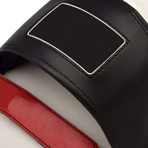 Custom Design Focus Pad Punching Target Custom Made Leather Boxing Focus Mitts OEM Your Logo Punching Focus Pad - Product Image 3